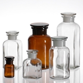 Apothekerglser und Apothekerflaschen